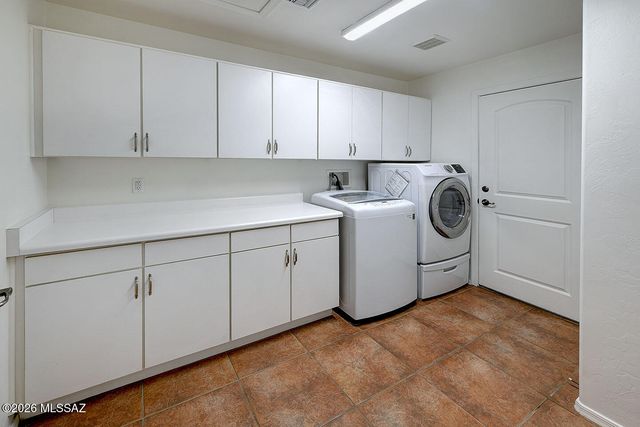 1367 S Madera Reserve Drive, Green Valley, AZ 85614