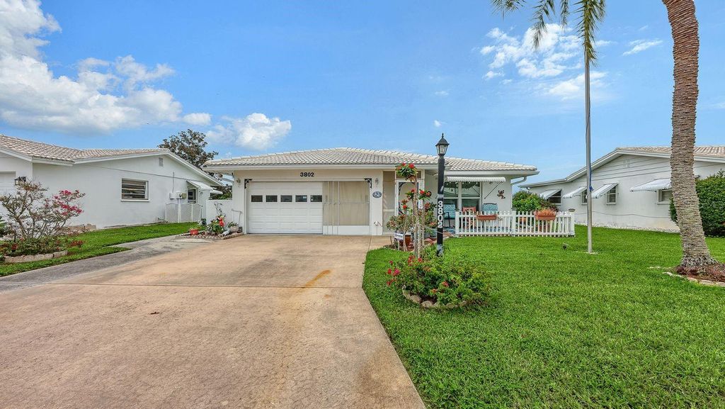 3802 CHINABERRY ROAD, BRADENTON, FL 34208 — exterior