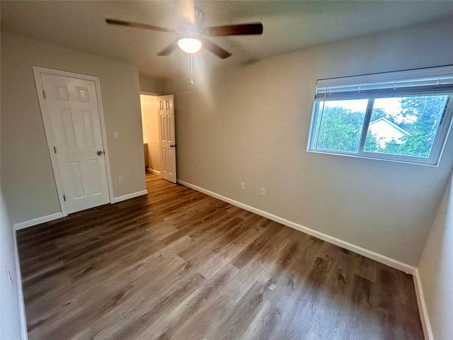 901 E 40th ST 212, Austin, TX 78751
