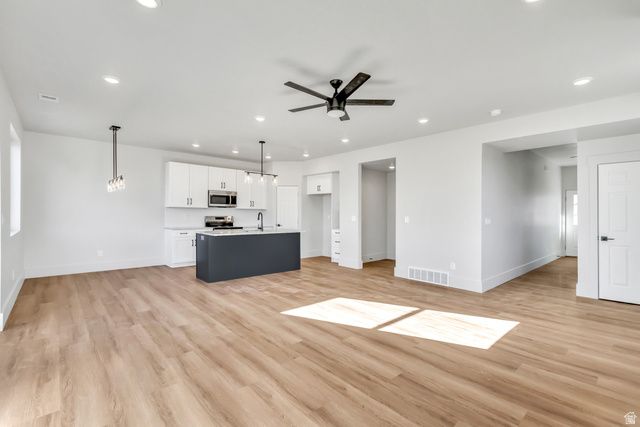 547 N HAVEN DR, Mapleton, UT 84664