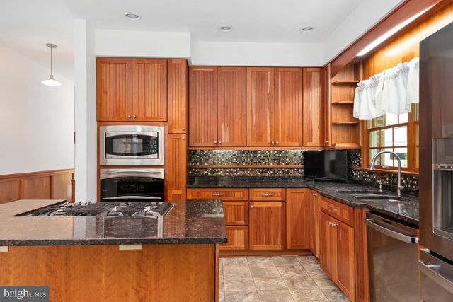 6456 MEADOWLARK DR, Dunkirk, MD 20754