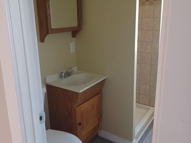 1720 Hiawatha Trail, Round Lake Heights, IL 60073