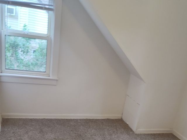 1720 Hiawatha Trail, Round Lake Heights, IL 60073