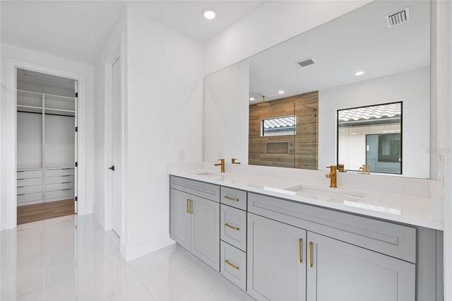 16229 RAVENNA COURT, Bella Collina, FL 34756