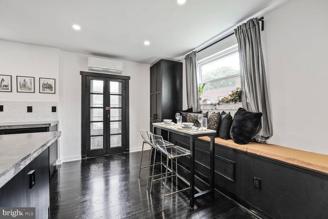 5319 AMES STREET, Washington, DC 20019