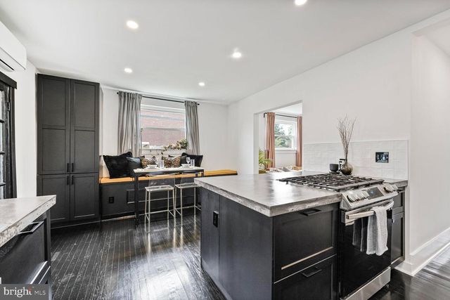 5319 AMES STREET, Washington, DC 20019