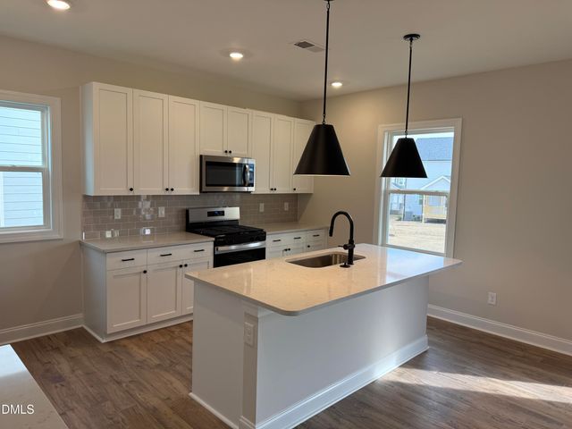 728 Aristocrat Lane, Knightdale, NC 27545