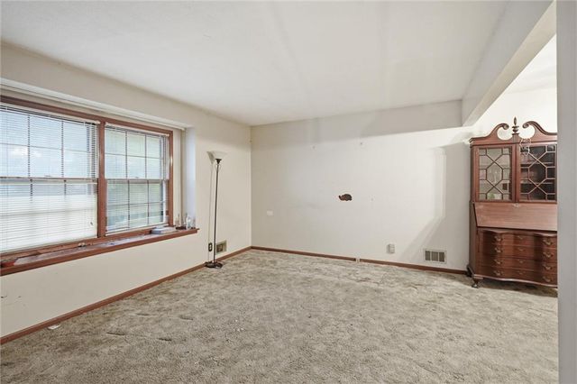 16201 E 40th Street S, Independence, MO 64055