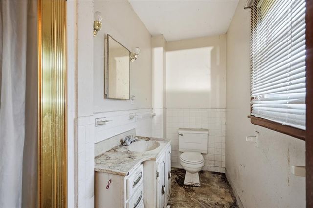 16201 E 40th Street S, Independence, MO 64055