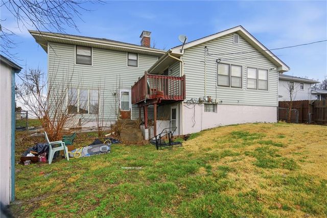 16201 E 40th Street S, Independence, MO 64055