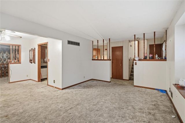 16201 E 40th Street S, Independence, MO 64055