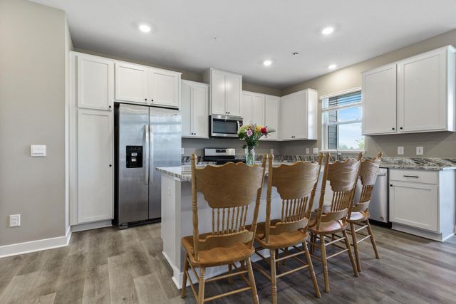 16386 Jaffna Place, Lakeville, MN 55044