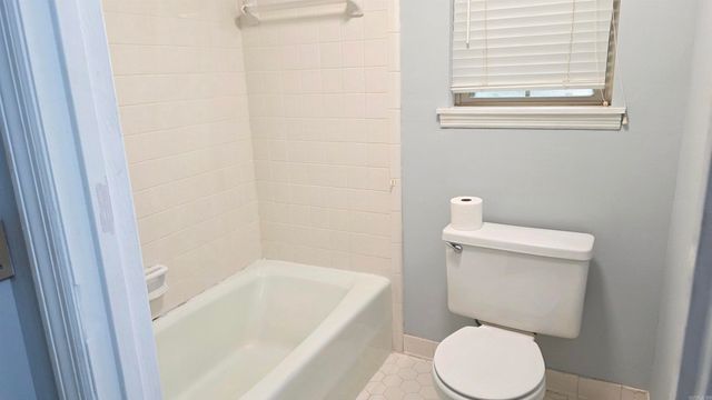 1512 War Eagle Dr, North Little Rock, AR 72116