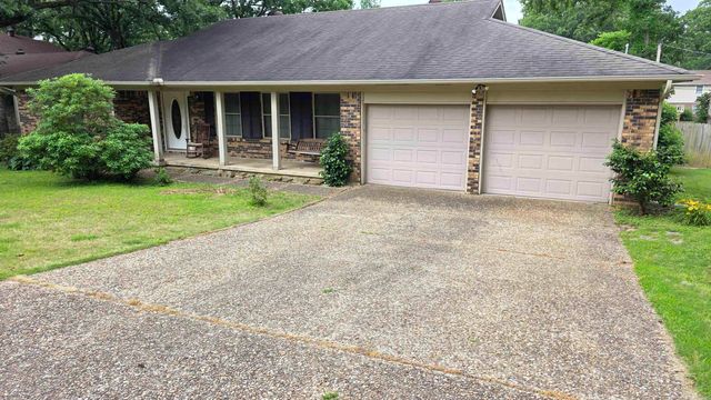 1512 War Eagle Dr, North Little Rock, AR 72116