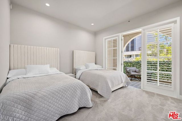 11500 San Vicente Boulevard 202, Los Angeles, CA 90049