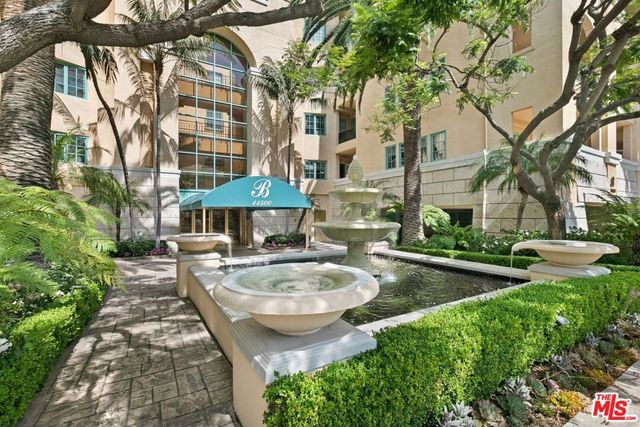 11500 San Vicente Boulevard 202, Los Angeles, CA 90049