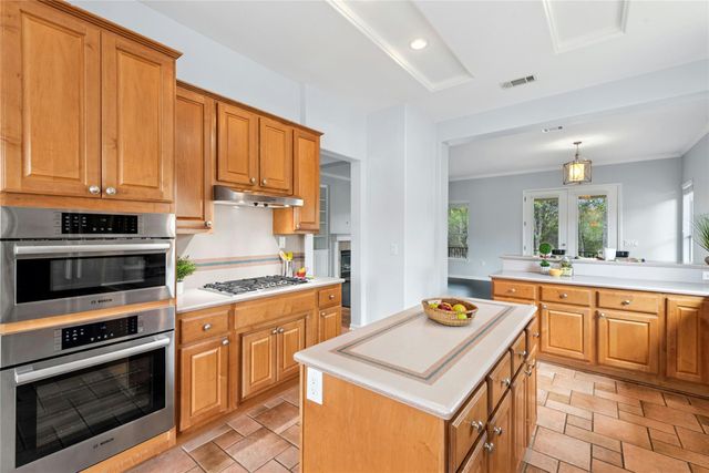 111 Yaupon LN, Georgetown, TX 78633