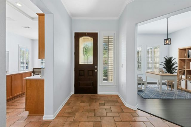111 Yaupon LN, Georgetown, TX 78633