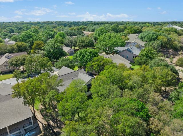 111 Yaupon LN, Georgetown, TX 78633