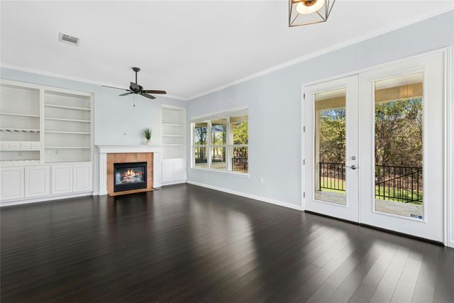 111 Yaupon LN, Georgetown, TX 78633