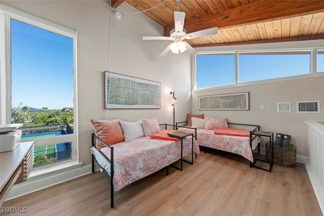 2321 W Gulf DR 3D, Sanibel, FL 33957