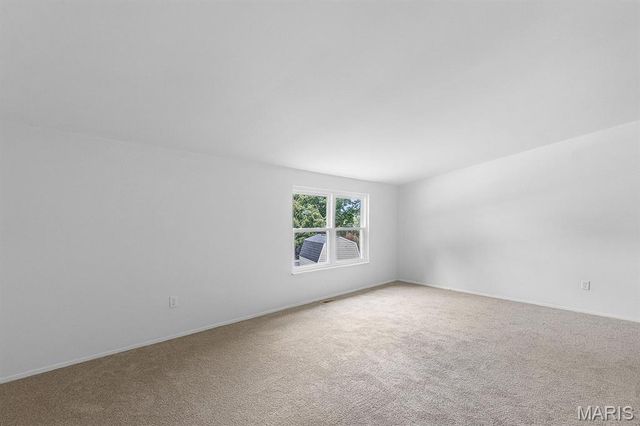 11 Victoria Square, St Peters, MO 63376