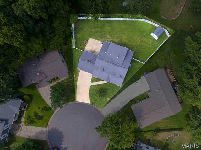11 Victoria Square, St Peters, MO 63376