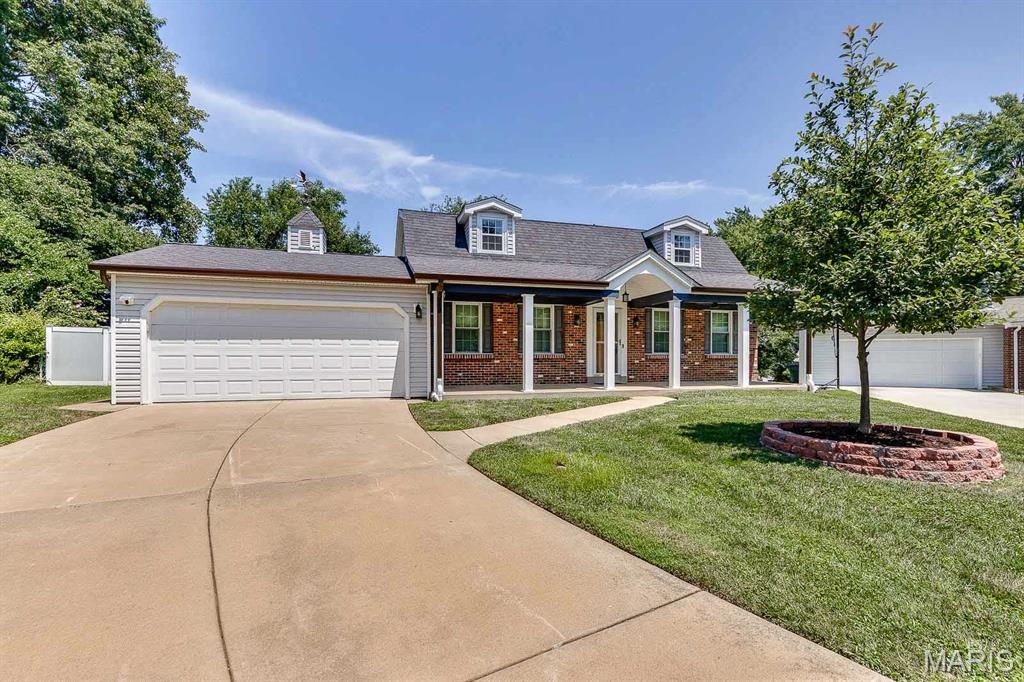 11 Victoria Square, St Peters, MO 63376