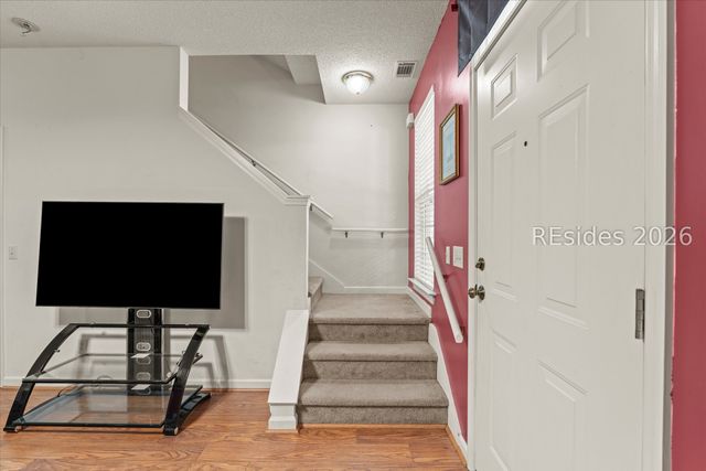 1105 13th St Apt C, Port Royal, SC 29935