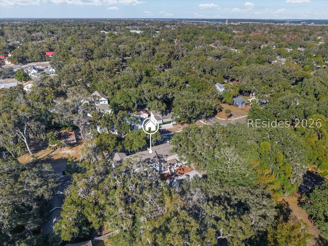 1105 13th St Apt C, Port Royal, SC 29935