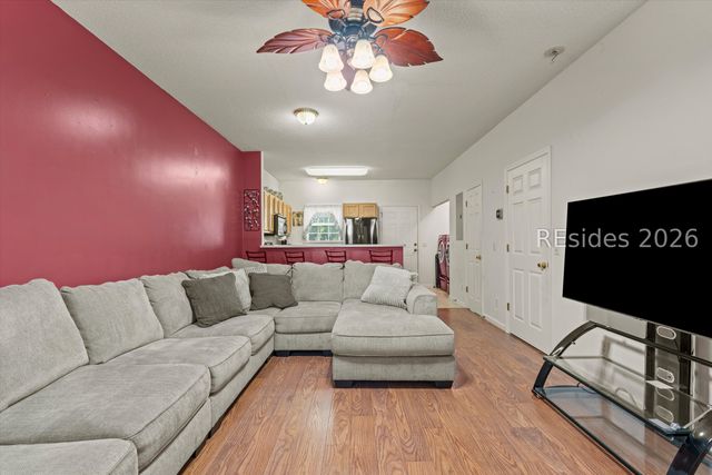 1105 13th St Apt C, Port Royal, SC 29935