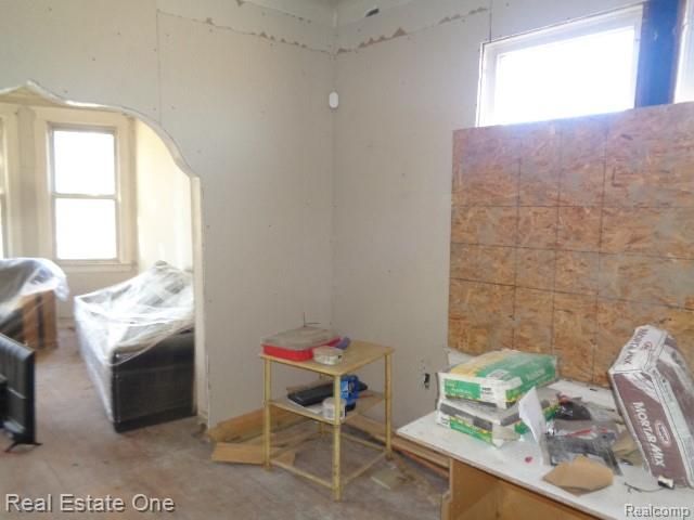 5468 Holcomb Street, Detroit, MI 48213