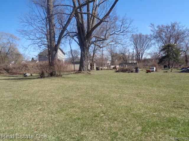 5468 Holcomb Street, Detroit, MI 48213