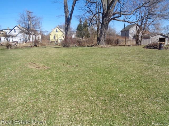 5468 Holcomb Street, Detroit, MI 48213