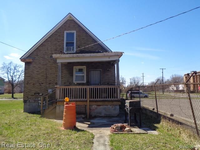 5468 Holcomb Street, Detroit, MI 48213