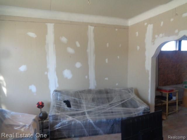 5468 Holcomb Street, Detroit, MI 48213