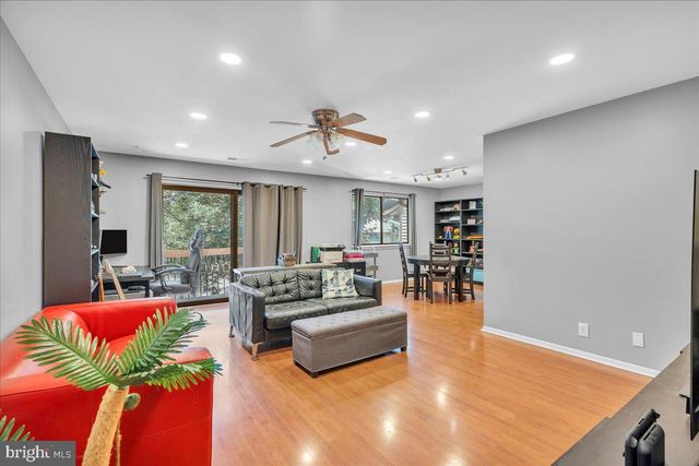 115 E KINGS HWY ##334, Maple Shade, NJ 08052