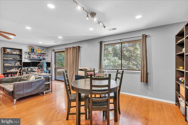 115 E KINGS HWY ##334, Maple Shade, NJ 08052