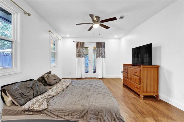 700 Pepperwood Trl, Stone Mountain, GA 30087