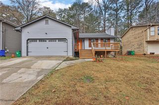 700 Pepperwood Trl, Stone Mountain, GA 30087