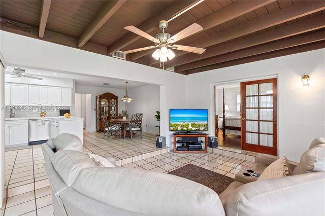 15200 SW 84th Avenue, Palmetto Bay, FL 33157