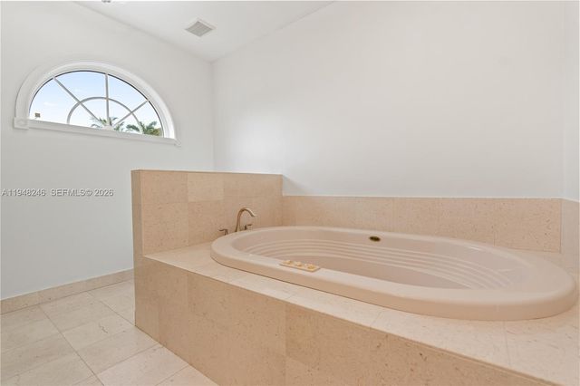 15200 SW 84th Avenue, Palmetto Bay, FL 33157