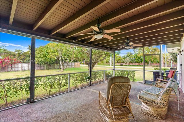 15200 SW 84th Avenue, Palmetto Bay, FL 33157
