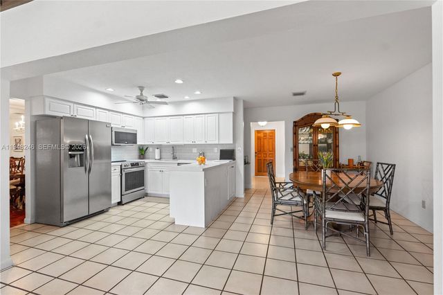 15200 SW 84th Avenue, Palmetto Bay, FL 33157