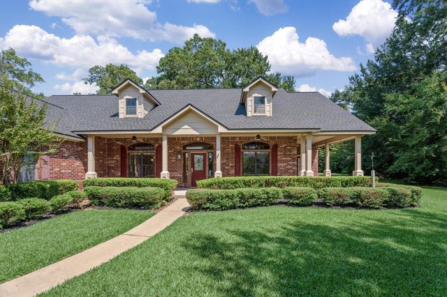 11875 Sagittarius Drive E, Willis, TX 77318