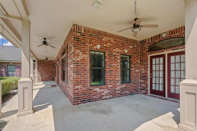 11875 Sagittarius Drive E, Willis, TX 77318