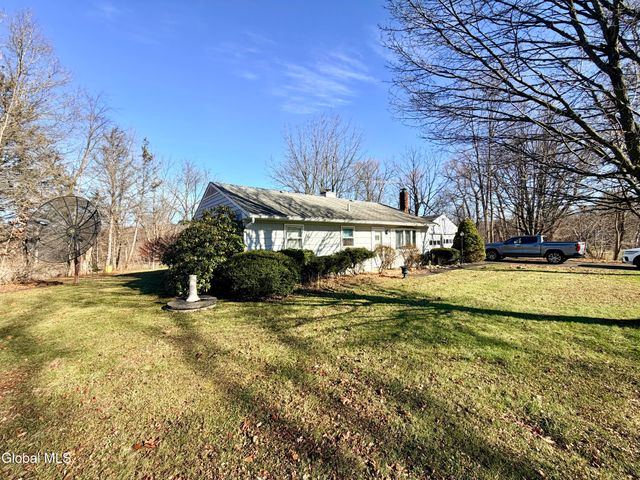127 Sulphur Springs Road, Florida, NY 12010