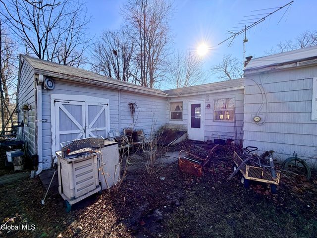 127 Sulphur Springs Road, Florida, NY 12010