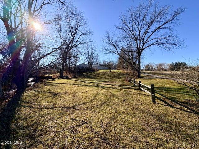 127 Sulphur Springs Road, Florida, NY 12010