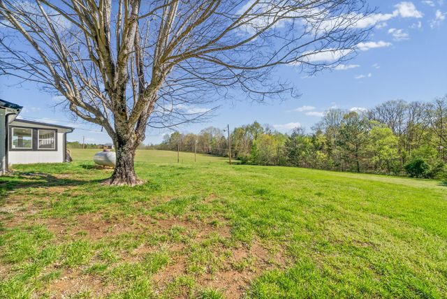 138 Walker Ridge Rd, Big Rock, TN 37023